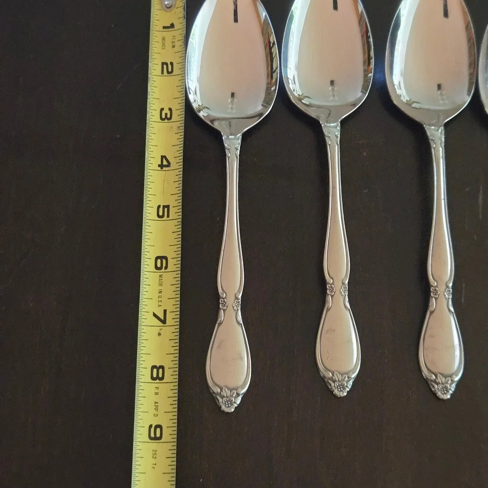 Oneida‎ Community Chatelaine Set of 4 Serving Spoons 8.25